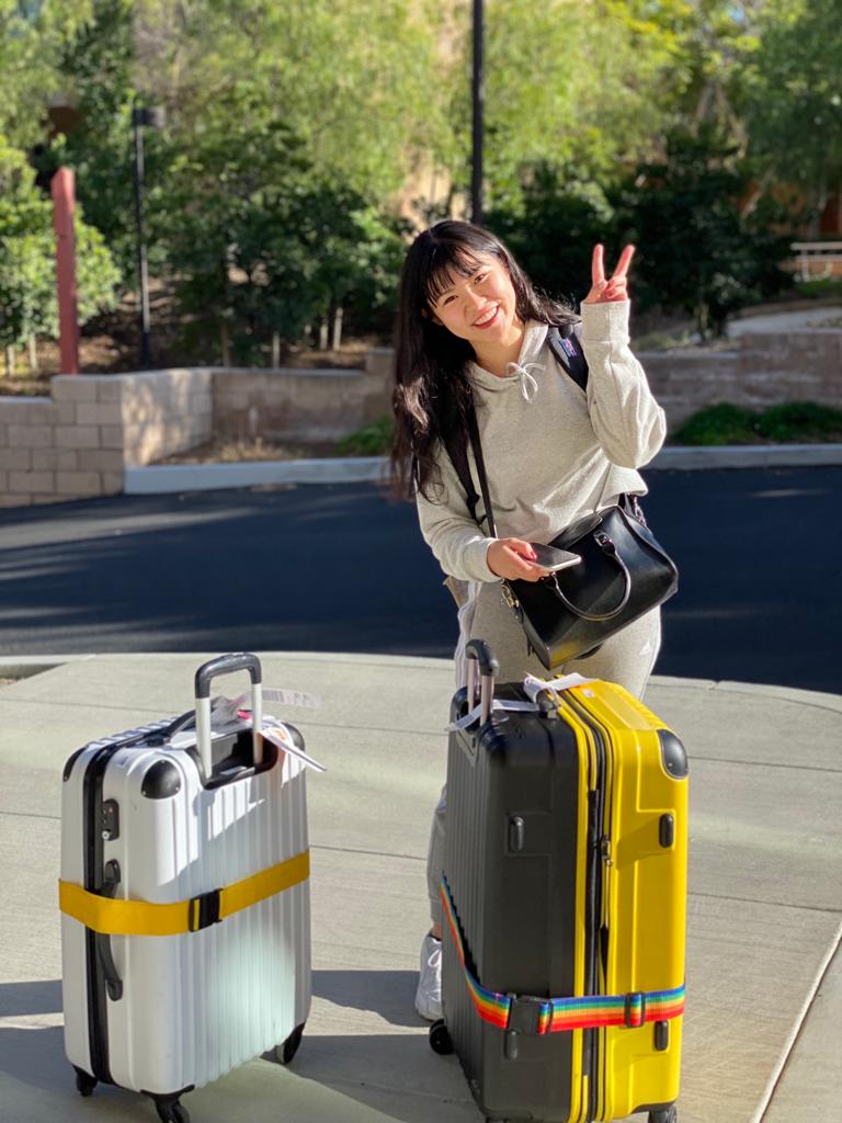 Host family welcoming students in Los Angeles